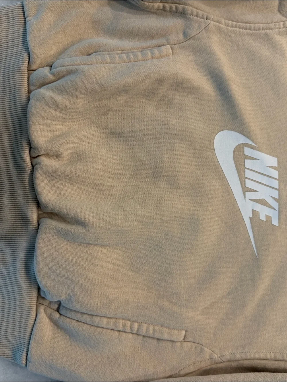 Nike set cropped